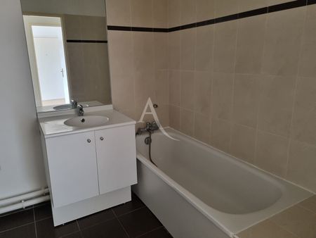 Location Appartement 2 pièces 54m² - Photo 4