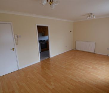 3 St Peters Road, ROCK FERRY CH42 - Photo 1