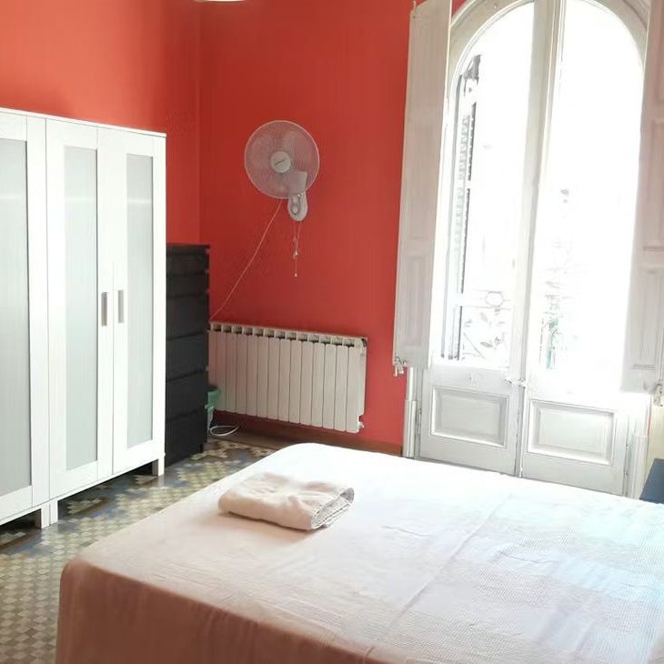 Carrer de Mallorca, Barcelona, Catalonia 08037 - Photo 1