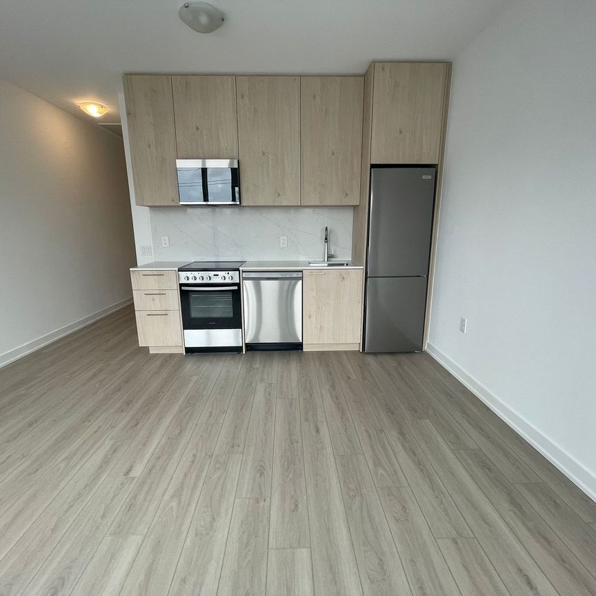 For Lease - 7437 Kingston Road Unit# 323, Toronto, Ontario - Photo 1