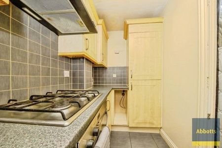 3, Castle Gardens, Ipswich - Photo 3