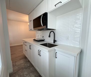 $1,399 / 1 br / 1 ba / 500 sqft 1BR Apartment Unit in St Catharines - Photo 2