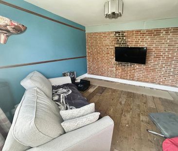 3 bedroom terraced house to rent - Photo 5