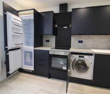 2 bedroom apartment to rent - Photo 2