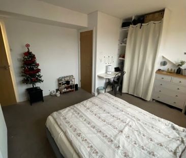 Room in a Shared House, Stanmore Place, LS4 - Photo 5