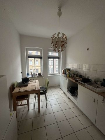 Geräumige 2-Raum-Wohnung in ruhiger Lage - Foto 2