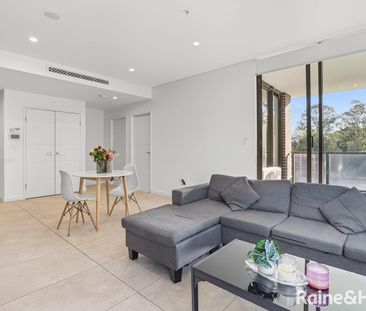 Spacious Two Bedroom Apartment - Photo 1