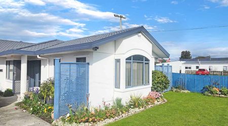 Foxton - Two Bedrooms - Photo 4