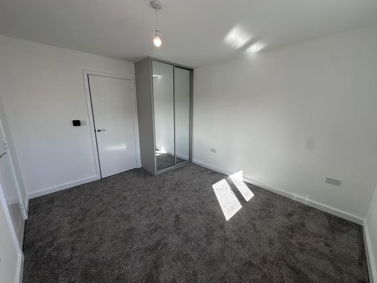 2 bedroom house to rent - Photo 1