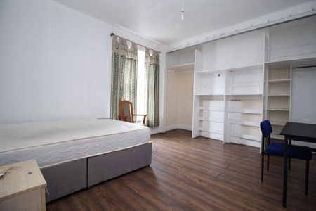 4 bedroom terraced house to rent - Photo 2