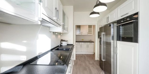 Appartement te huur in Elsene voor € 3.695 met 4 slaapkamers - Foto 1