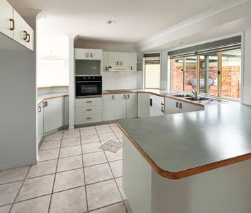53 Moolyyir Street, - Photo 3