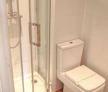 Studio to rent - Photo 6