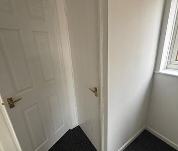 3 bedroom end of terrace house to rent - Photo 5