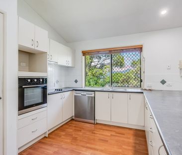 Spacious Family Home on Corner Block - Photo 3