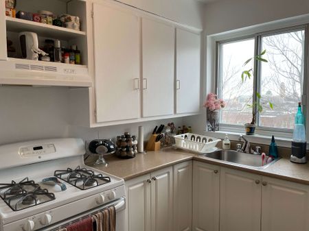 3495 avenue Ridgewood - Beautiful 2-Bedroom - Photo 4