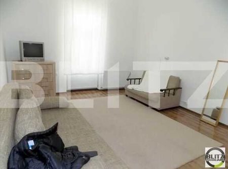 1 camera, 45 mp,decomandat, imobil tip casa, totul nou, zona strazii Constanta - Fotografie 2