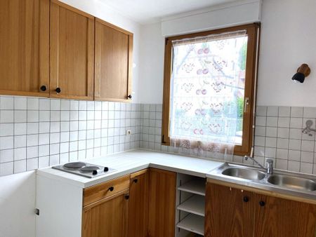 Location Appartement 2 pièces 51m² STE GENEVIEVE DES BOIS 91700 - Photo 2