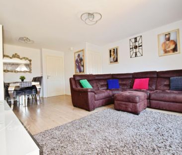 3 bedroom townhouse to rent - Photo 2