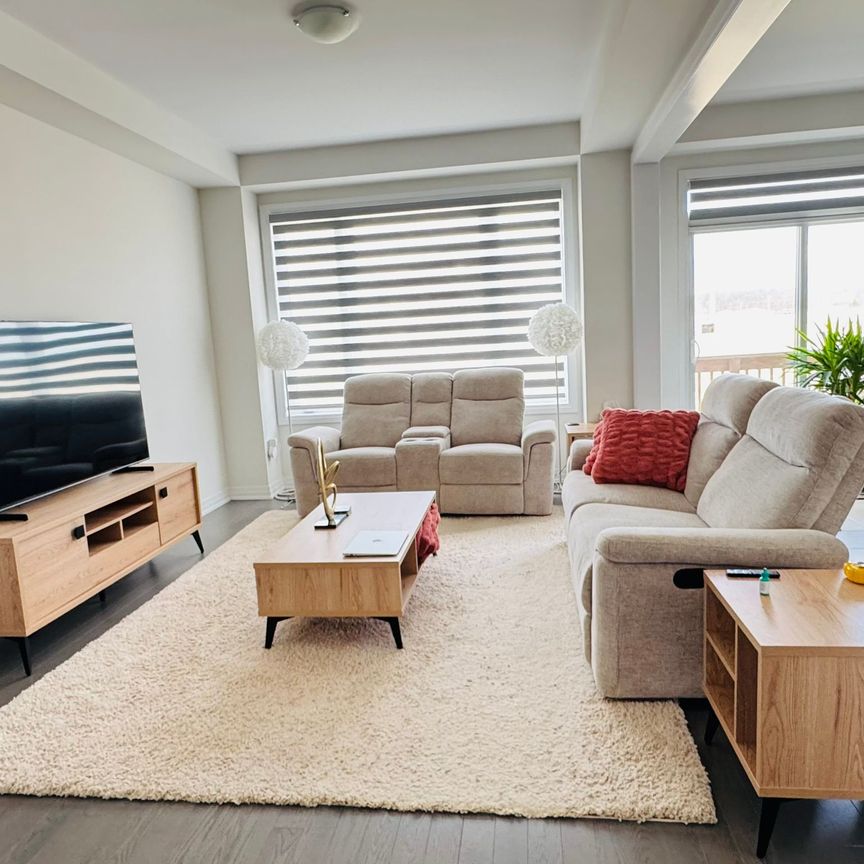 For Lease - 640 Windwood Drive, Hamilton, Ontario - Photo 1