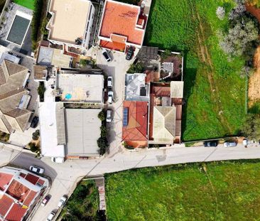 Luxury Villa for rent in Portimão, Portugal - Photo 1