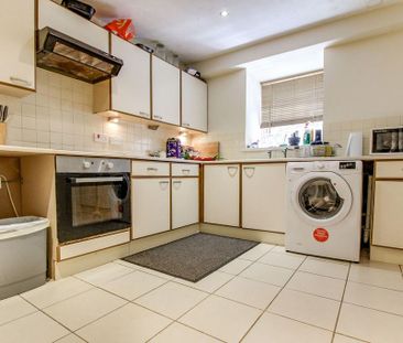 1 bedroom maisonette to rent - Photo 1