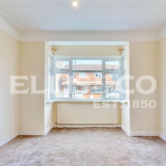 4 bedroom detached house to rent - Photo 1