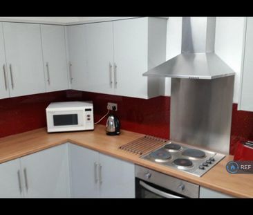 1 bedroom in a house share to rent - Photo 4