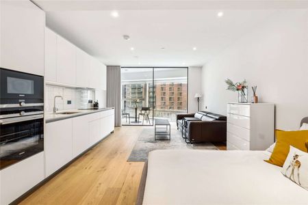 A wonderful, studio apartment located in iconic Battersea Power Station - Photo 5