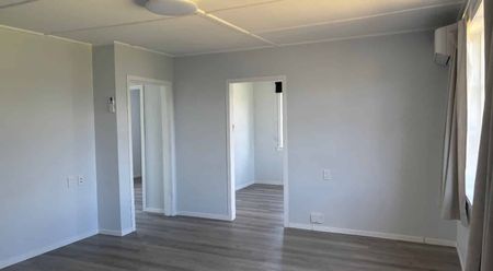 Wee cutie in Colvin - Photo 4