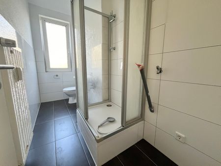 Frisch renovierte 2-Zimmer-Wohnung! - Foto 3