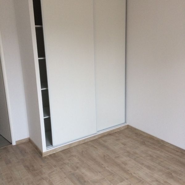 Location Appartement 2 pièces 40m² ST ANDRE DE CUBZAC 33240 - Photo 1