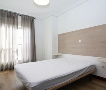 Piso de alquiler en Calle Santa Marina, Delicias - Foto 6