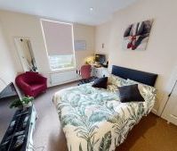 8 Broomfield View, Leeds, LS6 3DH - Photo 4