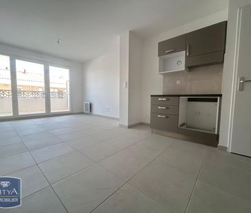 Location Appartement 2 pièces 41m² CAVAILLON 84300 - Photo 3