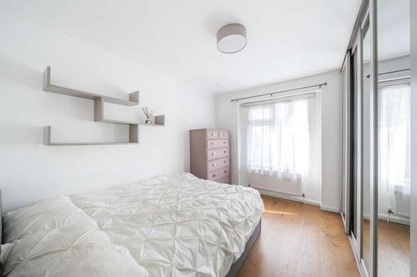 Avondale Court, London, N7 - Photo 1