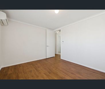 47 Barradine Way, Craigie, WA 6025 - Photo 3