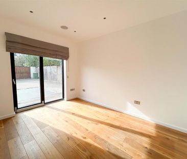 3 bedroom detached bungalow to rent - Photo 6