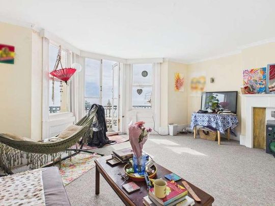 Kings Road, Brighton, BN1 - Photo 1