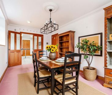 4 bedroom detached house to rent - Photo 3