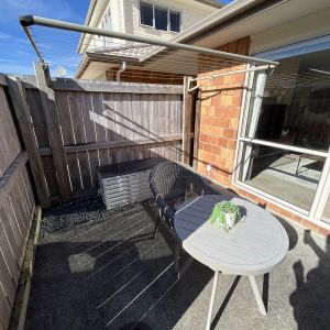 Two bedroom Northcross unit - Photo 2