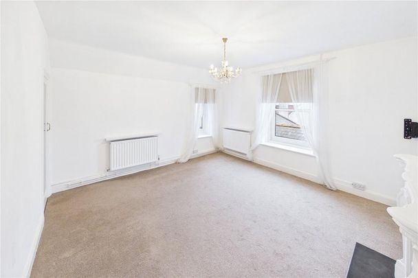 1 bedroom penthouse to rent - Photo 1