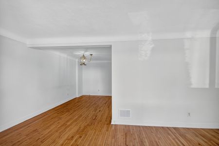 For Lease - 528 MUTUAL Street, Overbrook - Castleheights and Area, Ontario - Photo 2