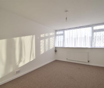 Sapphire Close, Tuffley - Photo 3