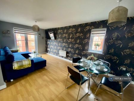 2 bedroom flat to rent - Photo 3