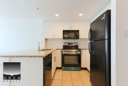 808-575 Delestre Avenue, Coquitlam - Photo 3