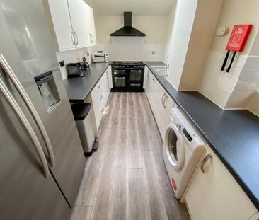 Kelso Road, Liverpool. - Photo 2