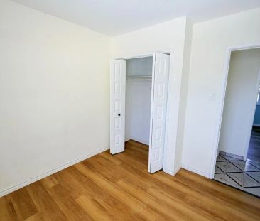 37 STORMONT DRIVE - Photo 5