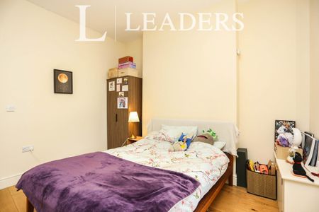 studio to rent Metro Apartments, 86-92 Lewisham High Street, London, SE13 - Photo 4