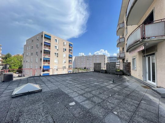 2.5p avec grande terrasse - Photo 1
